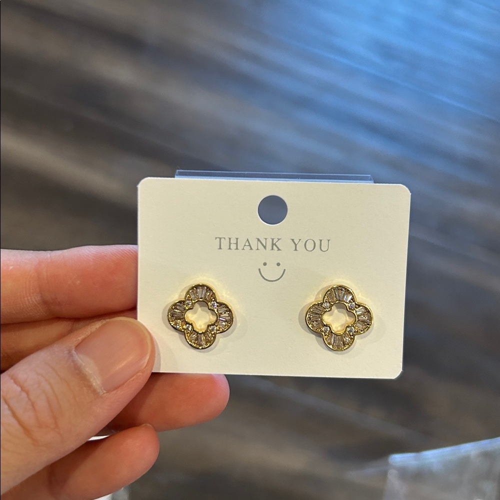 Gold Flower Stud Earrings